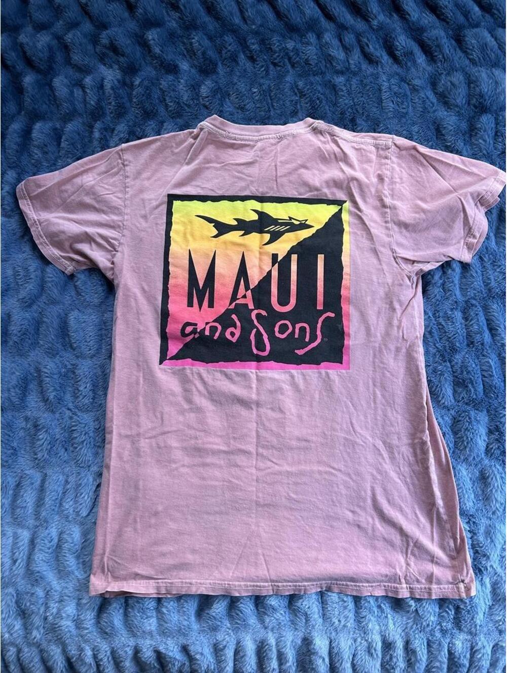 Maui and Sons Men's Pink and Multi Tshirt